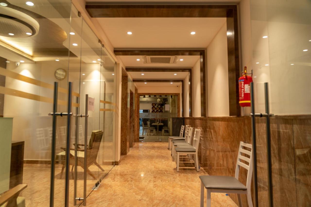 The Paradise Hotel - Luxury Stay 칸치푸람 외부 사진